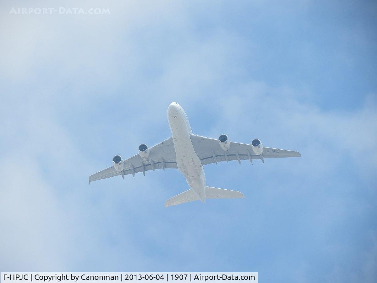 F-HPJC, 2009 Airbus A380-861 C/N 043, Landing