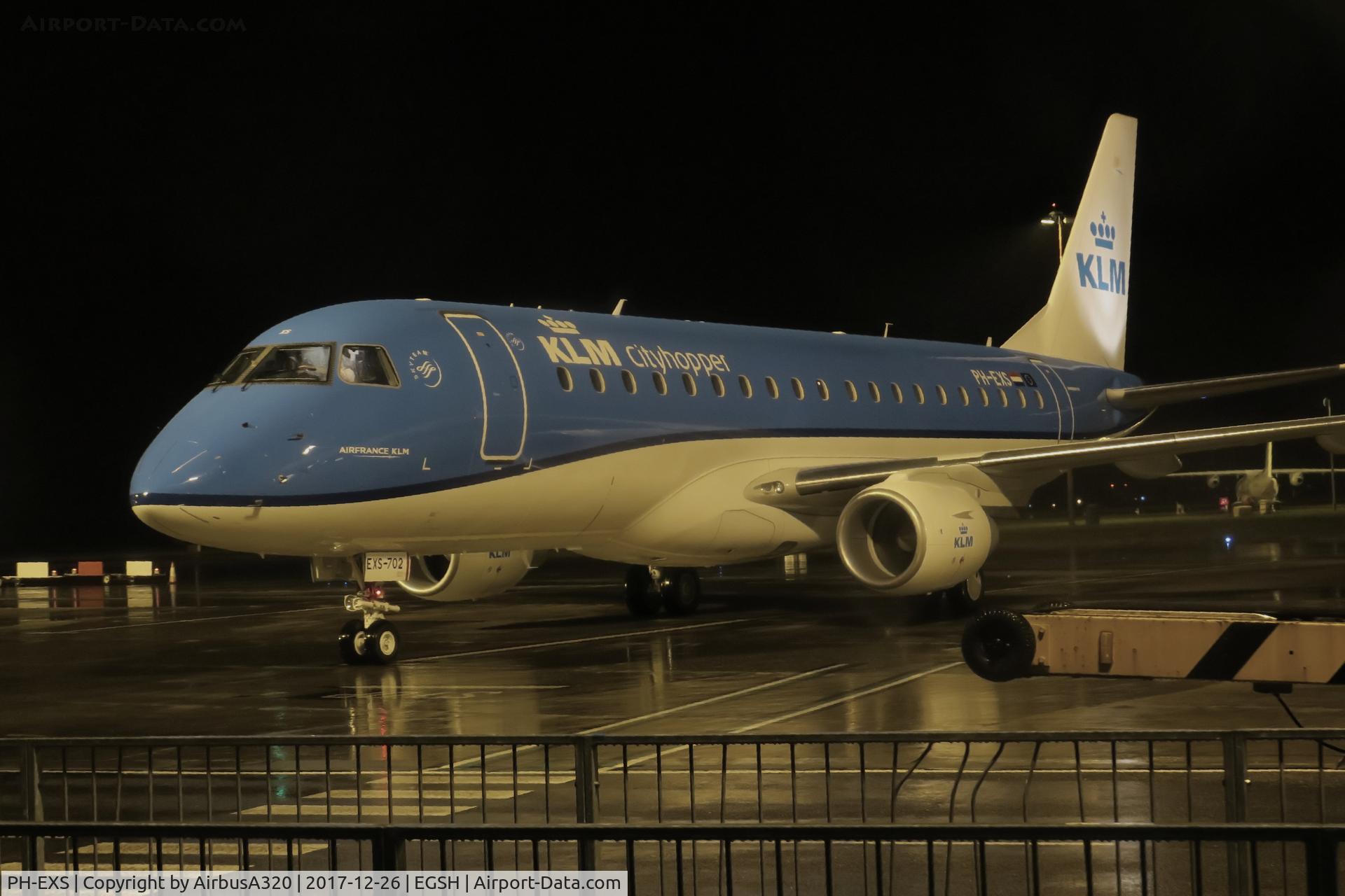 PH-EXS, 2017 Embraer 175STD (ERJ-170-200STD) C/N 17000702, Latest 170 delivered to KLM ,  EXS on the 18th December 2017, making her first night stop at Norwich, Seen arriving on stand during a very nice rain down pour