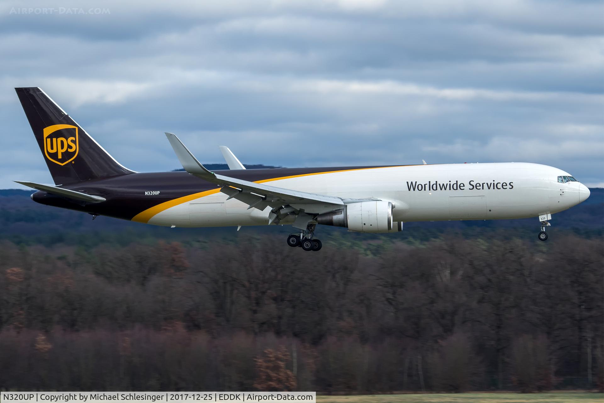 N320UP, 1997 Boeing 767-34AF C/N 27747, N320UP - Boeing 767-34AF(ER) - United Parcel Service (UPS)