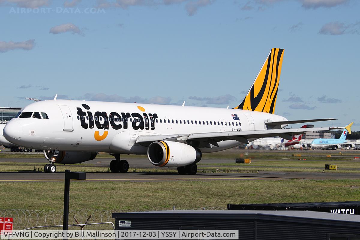 VH-VNG, 2008 Airbus A320-232 C/N 3674, TAXIING