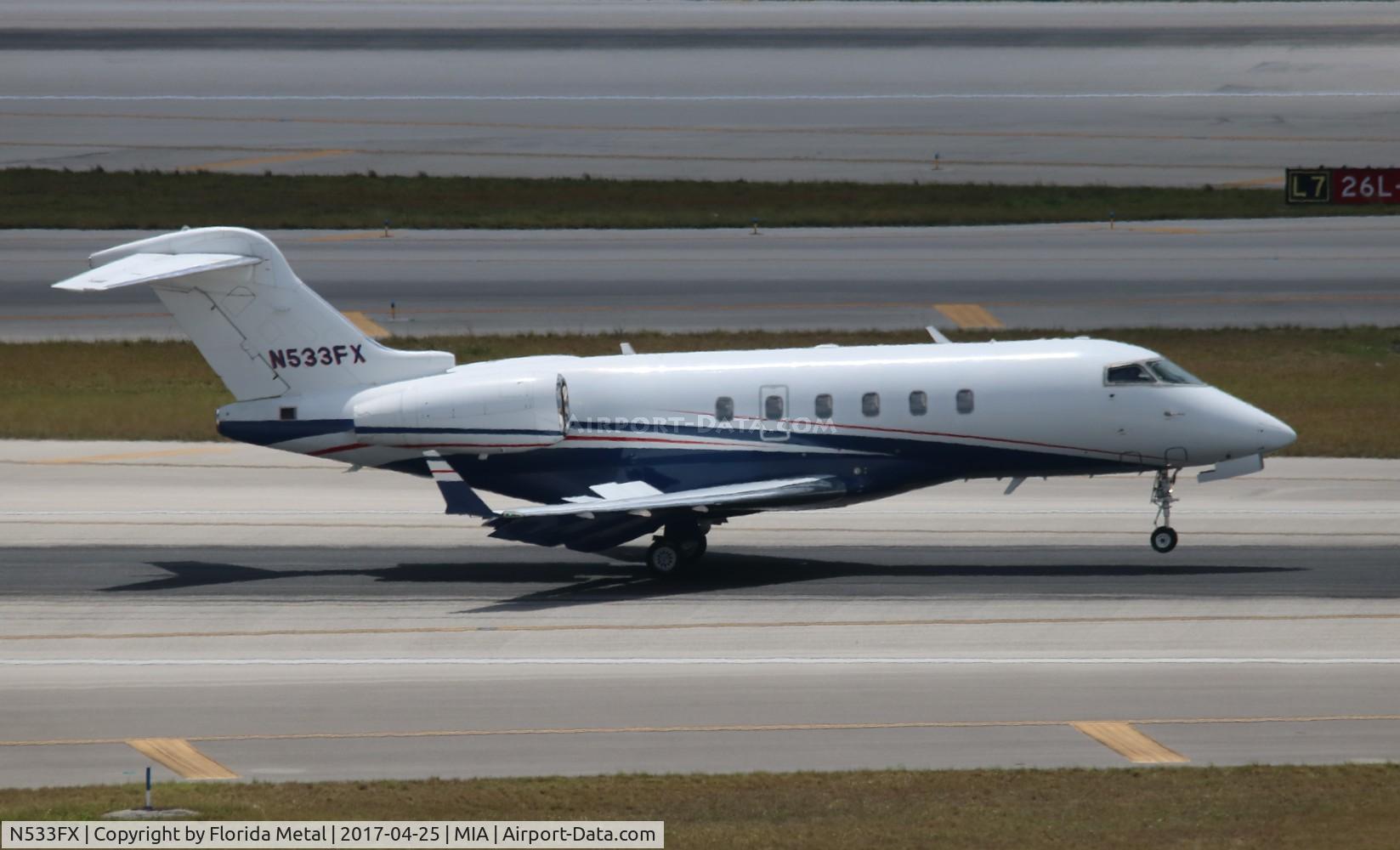 N533FX, 2007 Bombardier Challenger 300 (BD-100-1A10) C/N 20160, Challenger 300