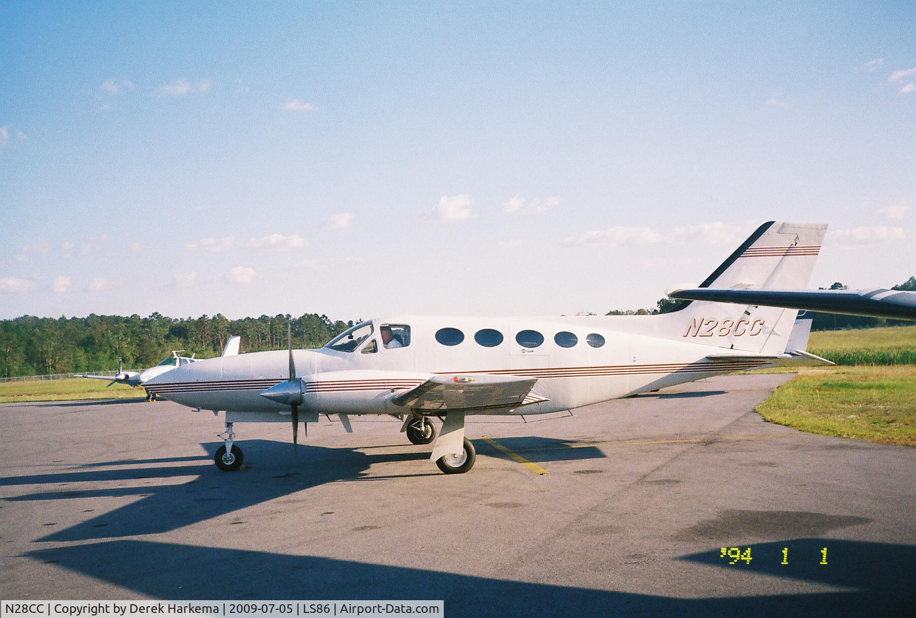 N28CC, 1979 Cessna 414A Chancellor C/N 414A0226, Mercy flight for huricaine Katrina 09/07/05