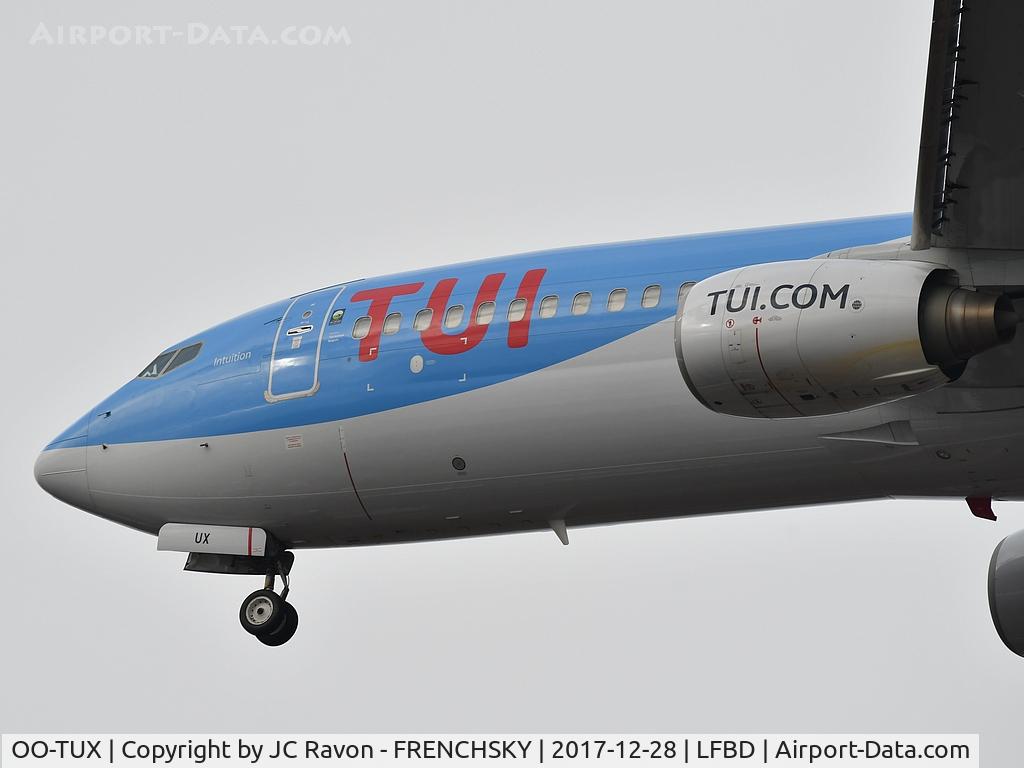 OO-TUX, 2009 Boeing 737-86N C/N 35647, TUI fly Belgium TB4921 from Agadir landing runway 23