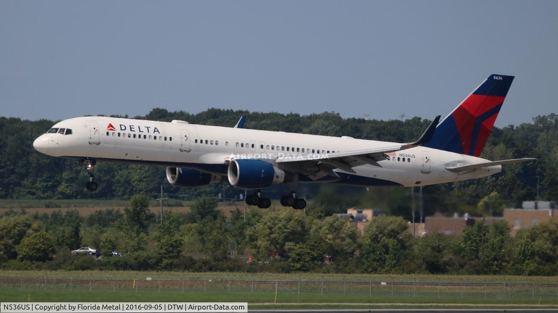 N536US, 1995 Boeing 757-251 C/N 26483, Delta