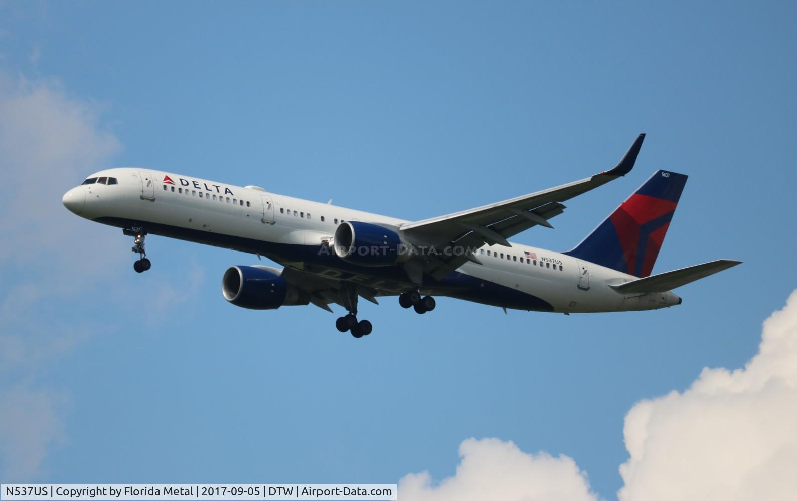 N537US, 1996 Boeing 757-251 C/N 26484, Delta