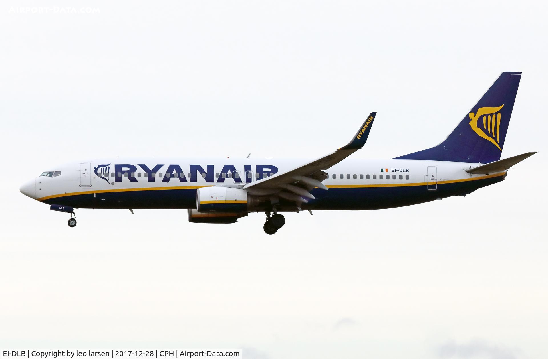 EI-DLB, 2005 Boeing 737-8AS C/N 33584, Copenhagen 28.12.2017