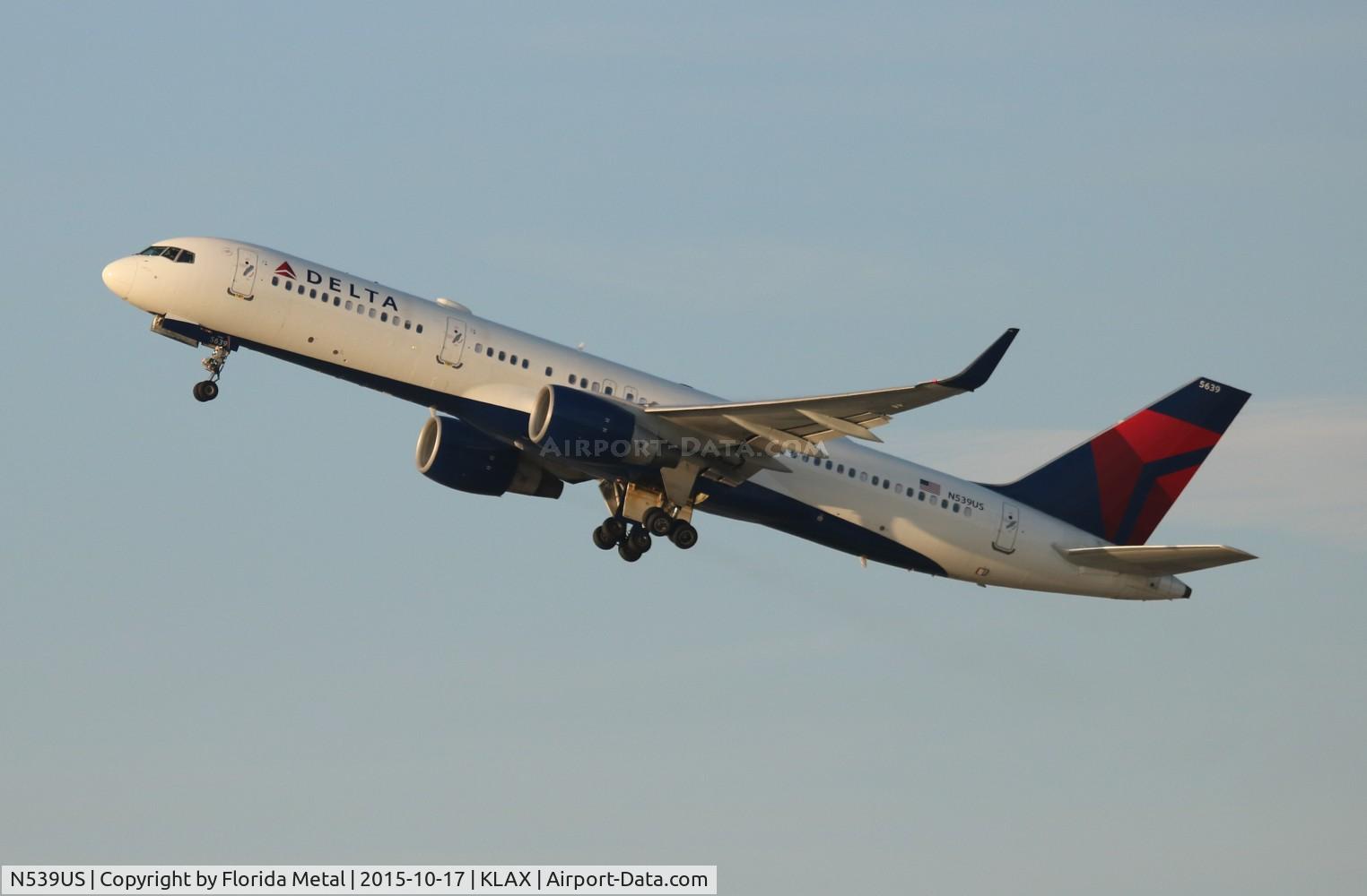 N539US, 1996 Boeing 757-251 C/N 26486, Delta