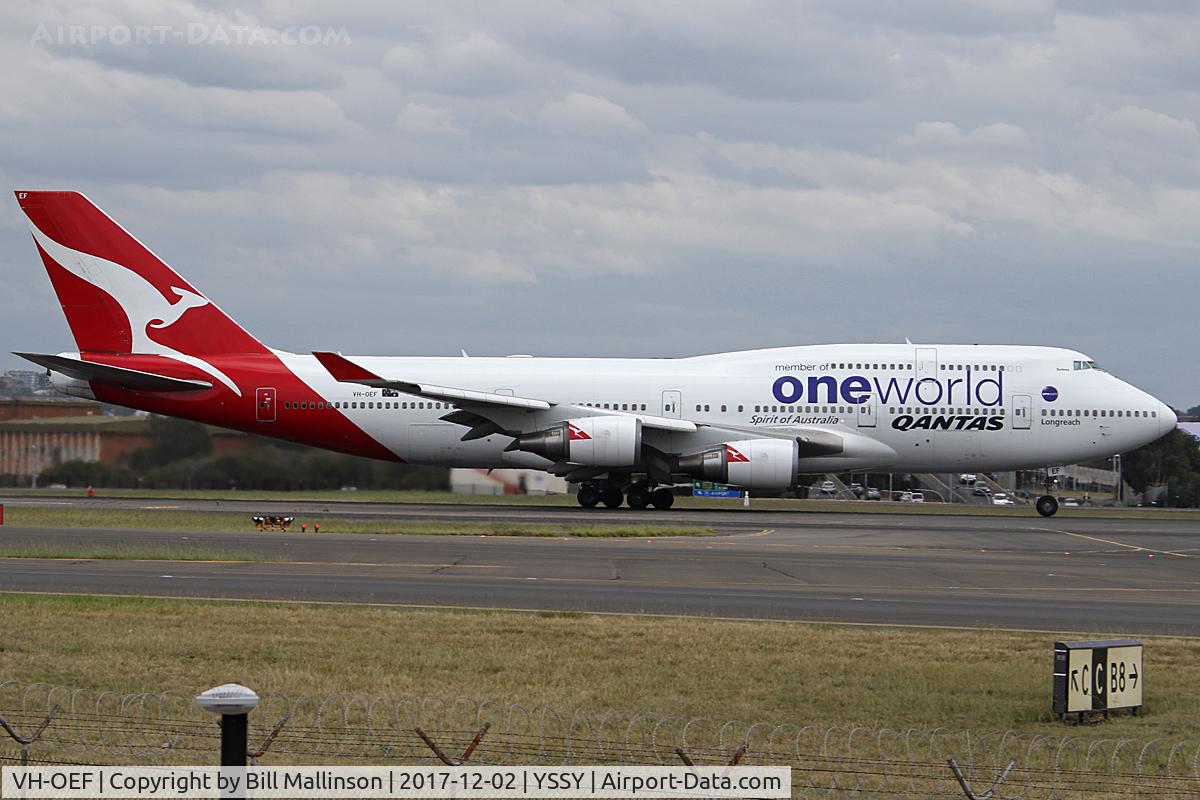 VH-OEF, 2002 Boeing 747-438/ER C/N 32910, TAXIING