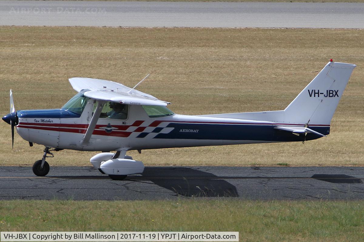 VH-JBX, 1978 Cessna A152 Aerobat C/N A1520785, TAXIING