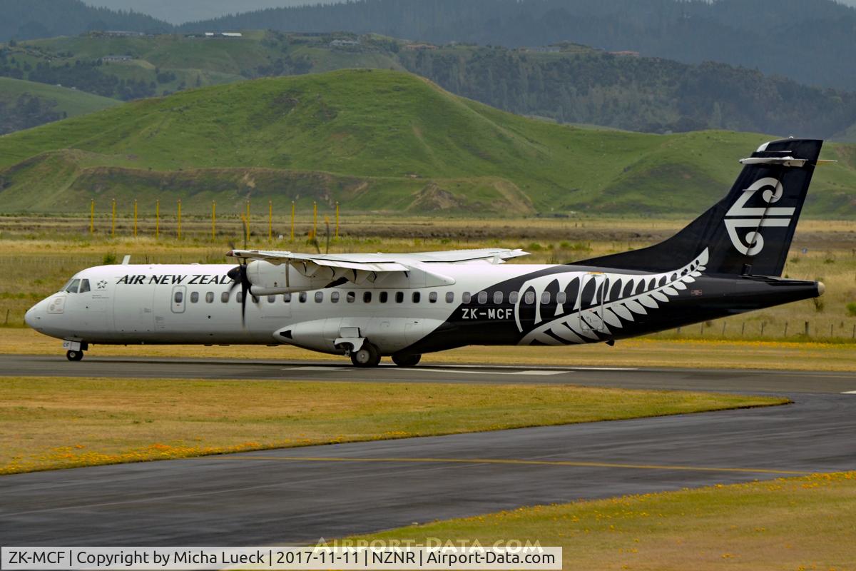 ZK-MCF, 1999 ATR 72-212A C/N 600, At Napier/Hastings