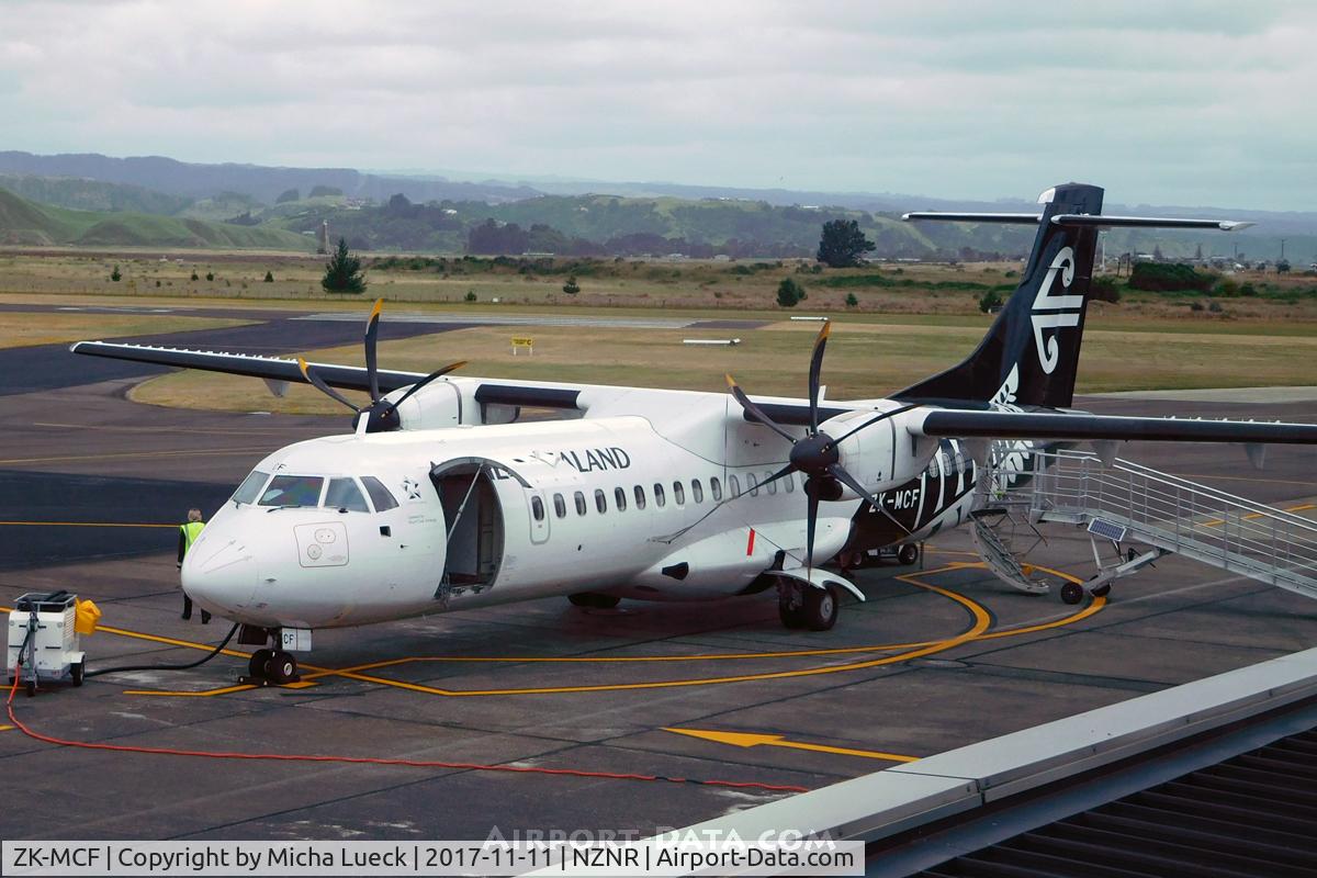 ZK-MCF, 1999 ATR 72-212A C/N 600, At Napier/Hastings