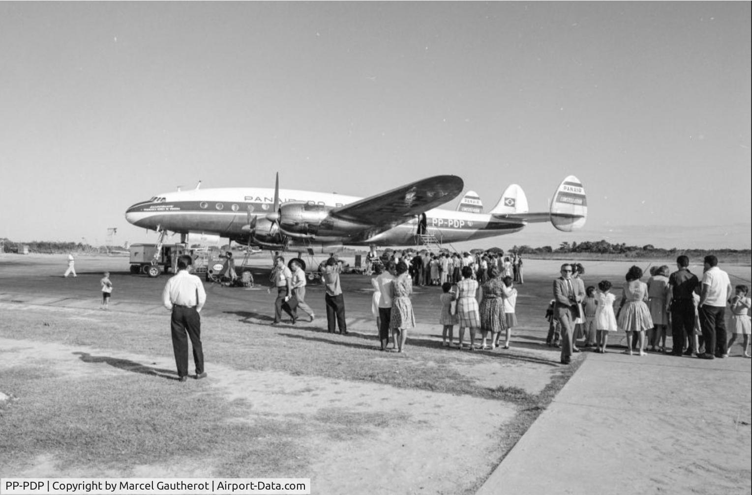 PP-PDP, 1946 Lockheed L-149-46-27 Constellation C/N 2052, Operação em 1966 na cidade de Fortaleza/Ce, Aeroporto Pinto Martins.