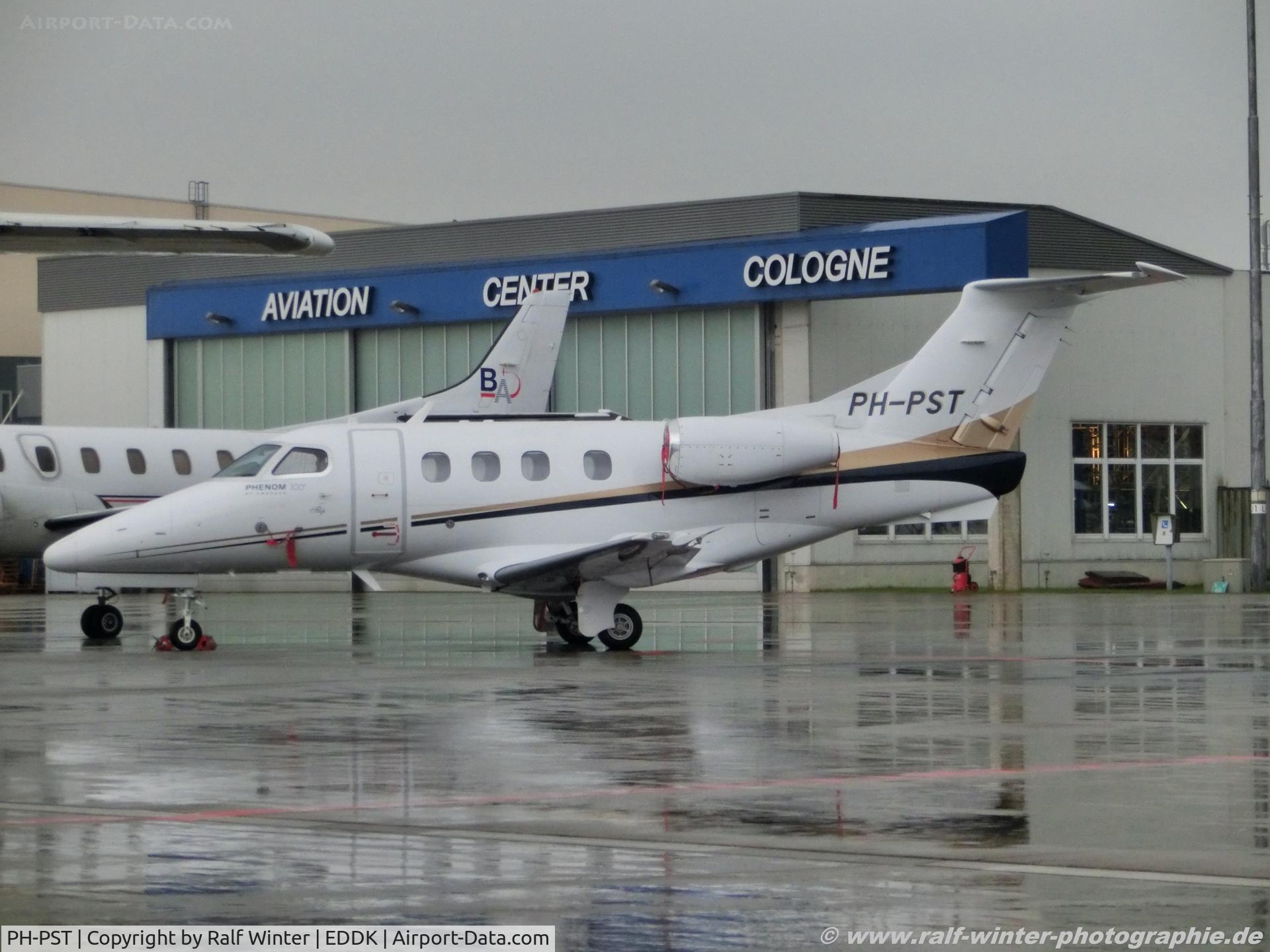 PH-PST, 2010 Embraer EMB-500 Phenom 100 C/N 50000132, Embraer Phenom 100 EMB-500 - Private - 50000132 - PH-PST - 2015 - CGN