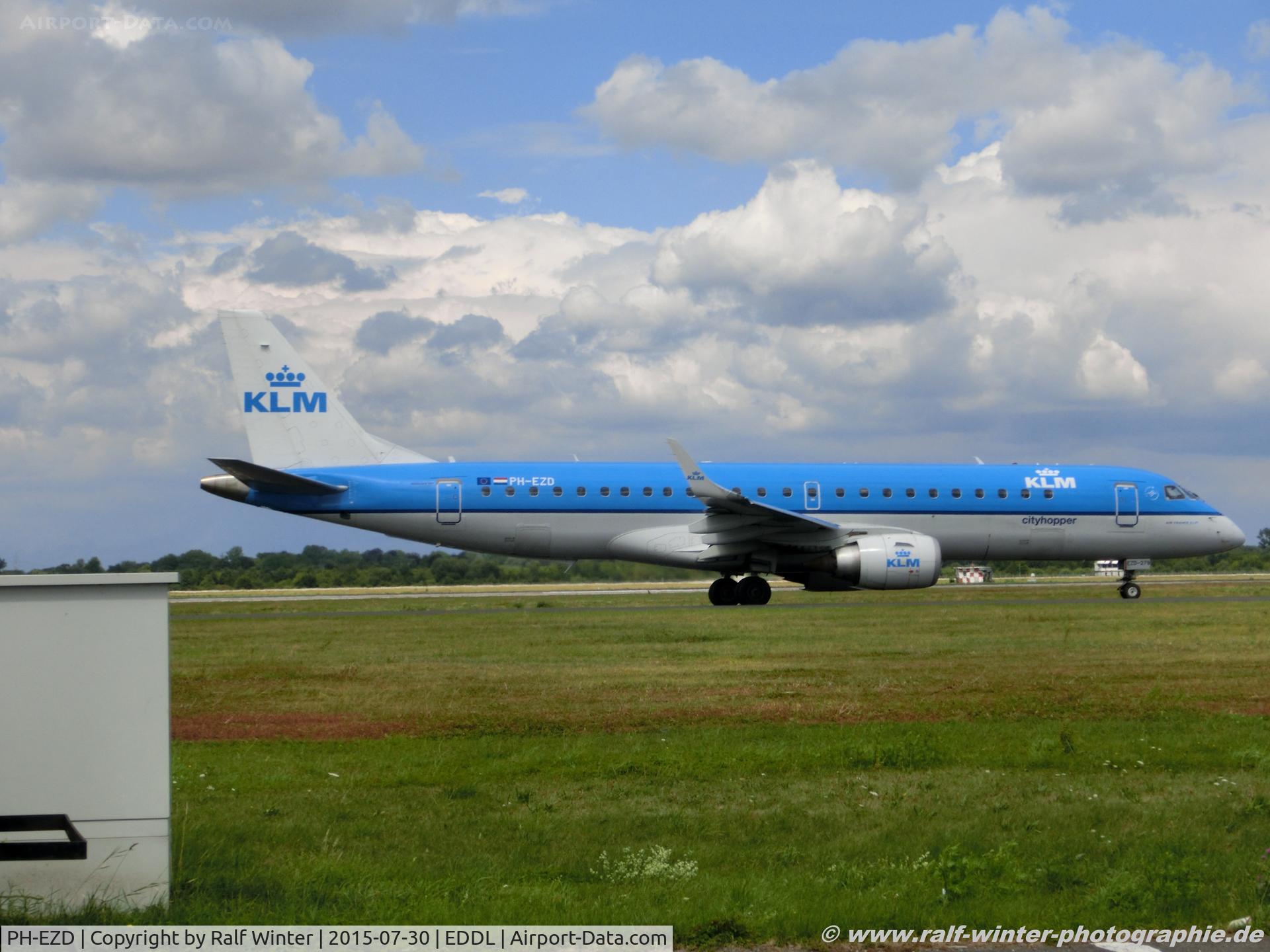 PH-EZD, 2009 Embraer 190LR (ERJ-190-100LR) C/N 19000279, Embrear ERJ-190STD 190-100  - WA KLC KLM Cityhopper - 19000279 - PH-EZD - 30.07.2015 - DUS