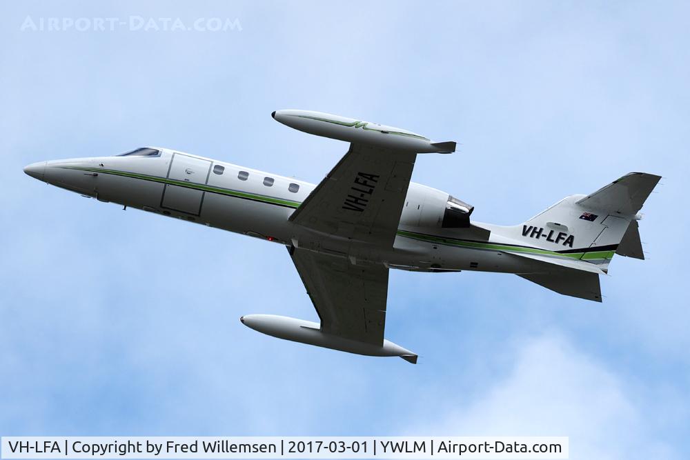 VH-LFA, Gates Learjet 35A C/N 35A-444, 