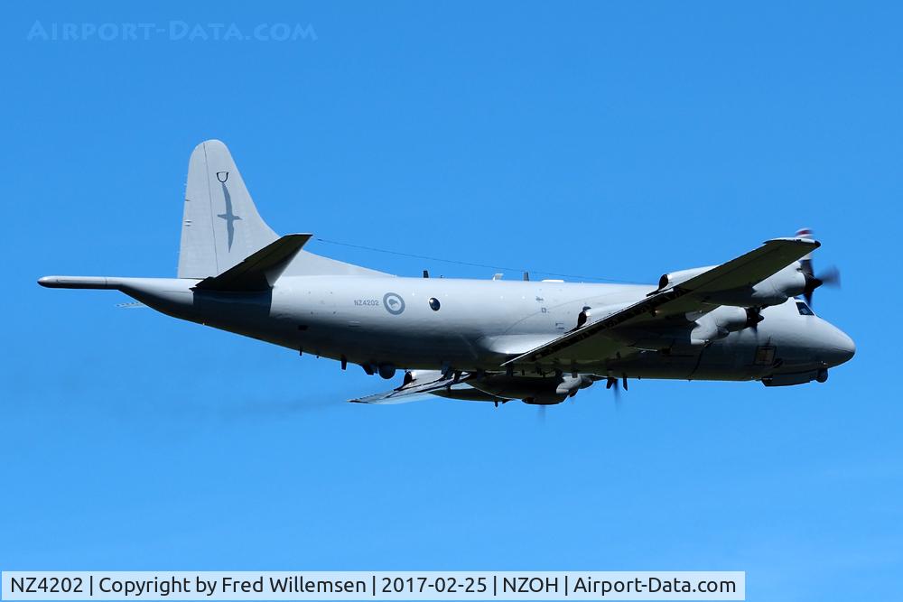 NZ4202, 1966 Lockheed P-3K Orion C/N 185-5192, 