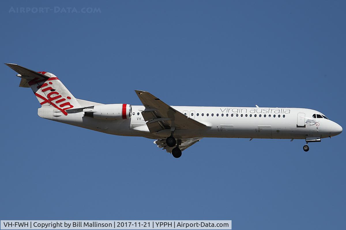 VH-FWH, 1990 Fokker 100 (F-28-0100) C/N 11316, FINALS TO 21