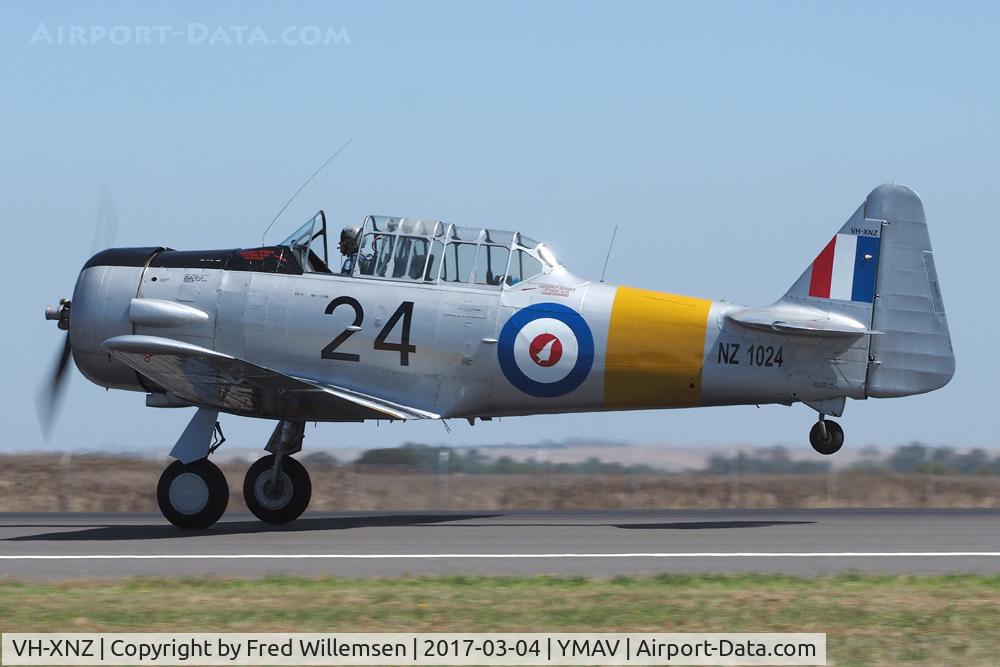 VH-XNZ, 1943 North American AT-6D Harvard III C/N 88-13188 (41-33396), 
