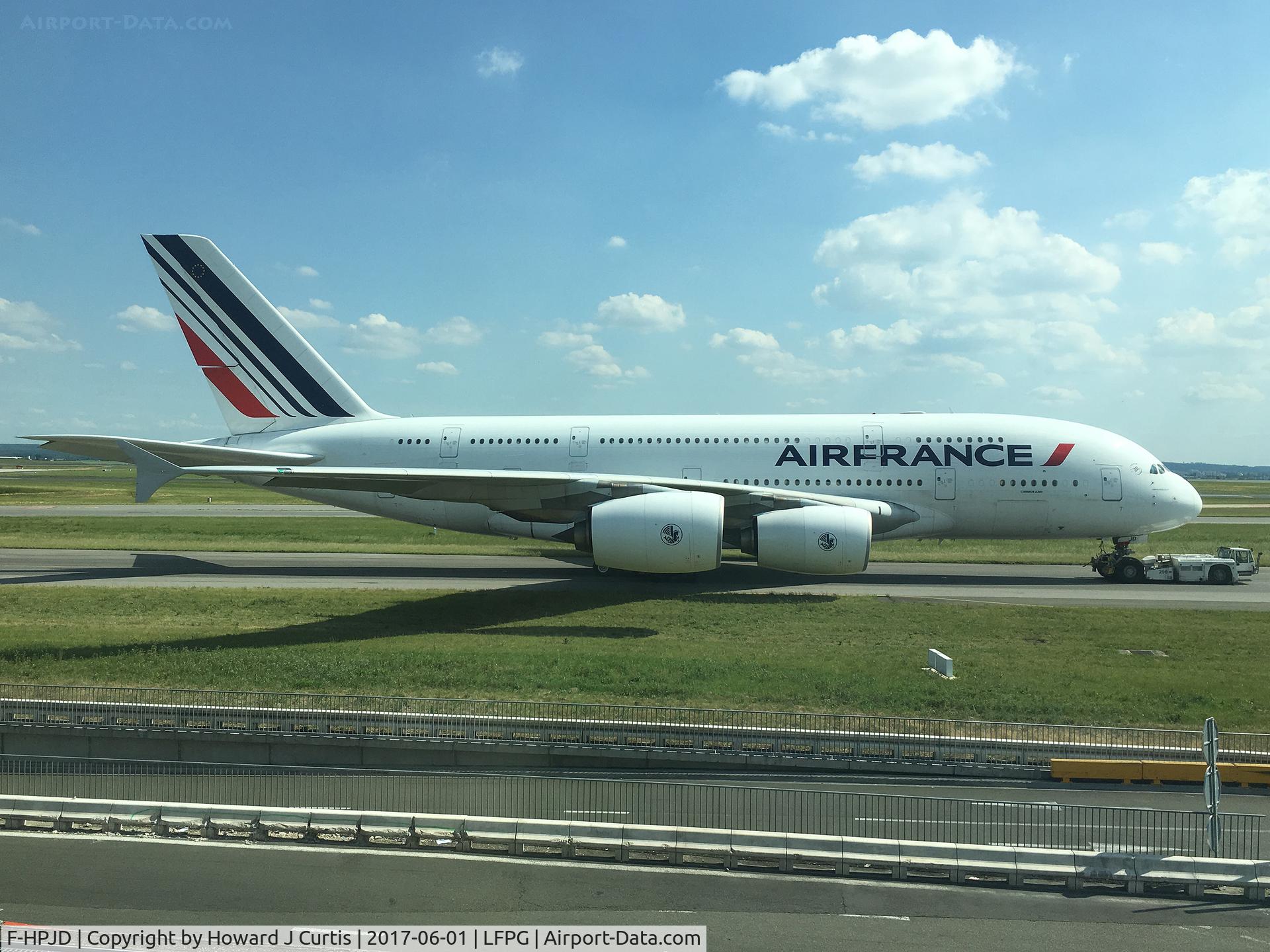 F-HPJD, 2010 Airbus A380-861 C/N 049, Under tow