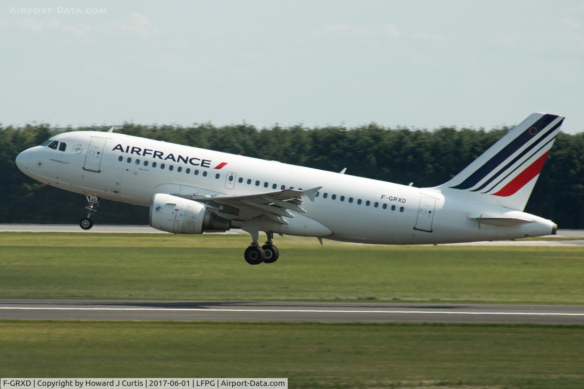 F-GRXD, 2002 Airbus A319-111 C/N 1699, Caught on departure