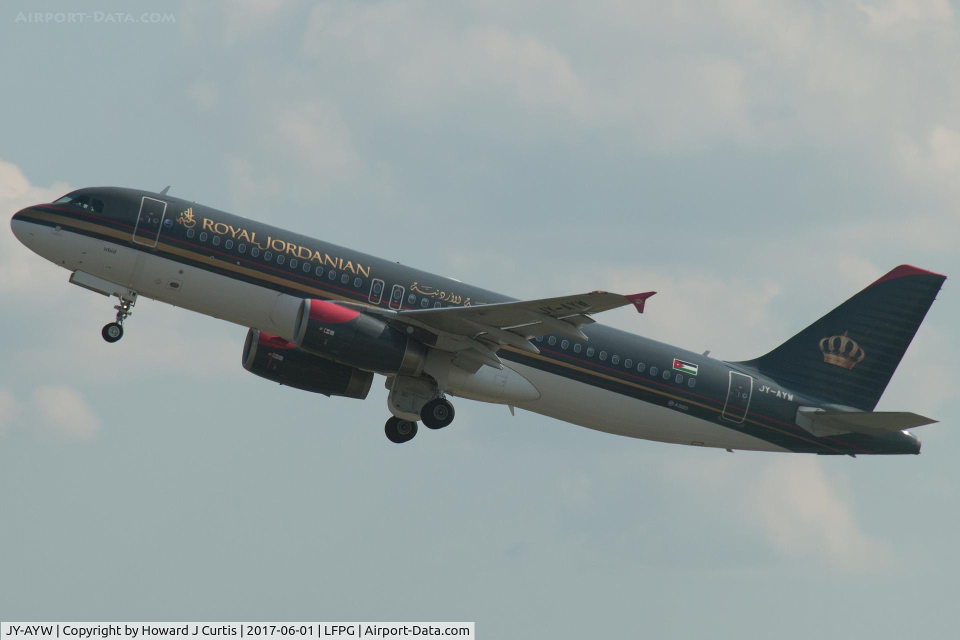 JY-AYW, 2012 Airbus A320-232 C/N 5367, On departure.