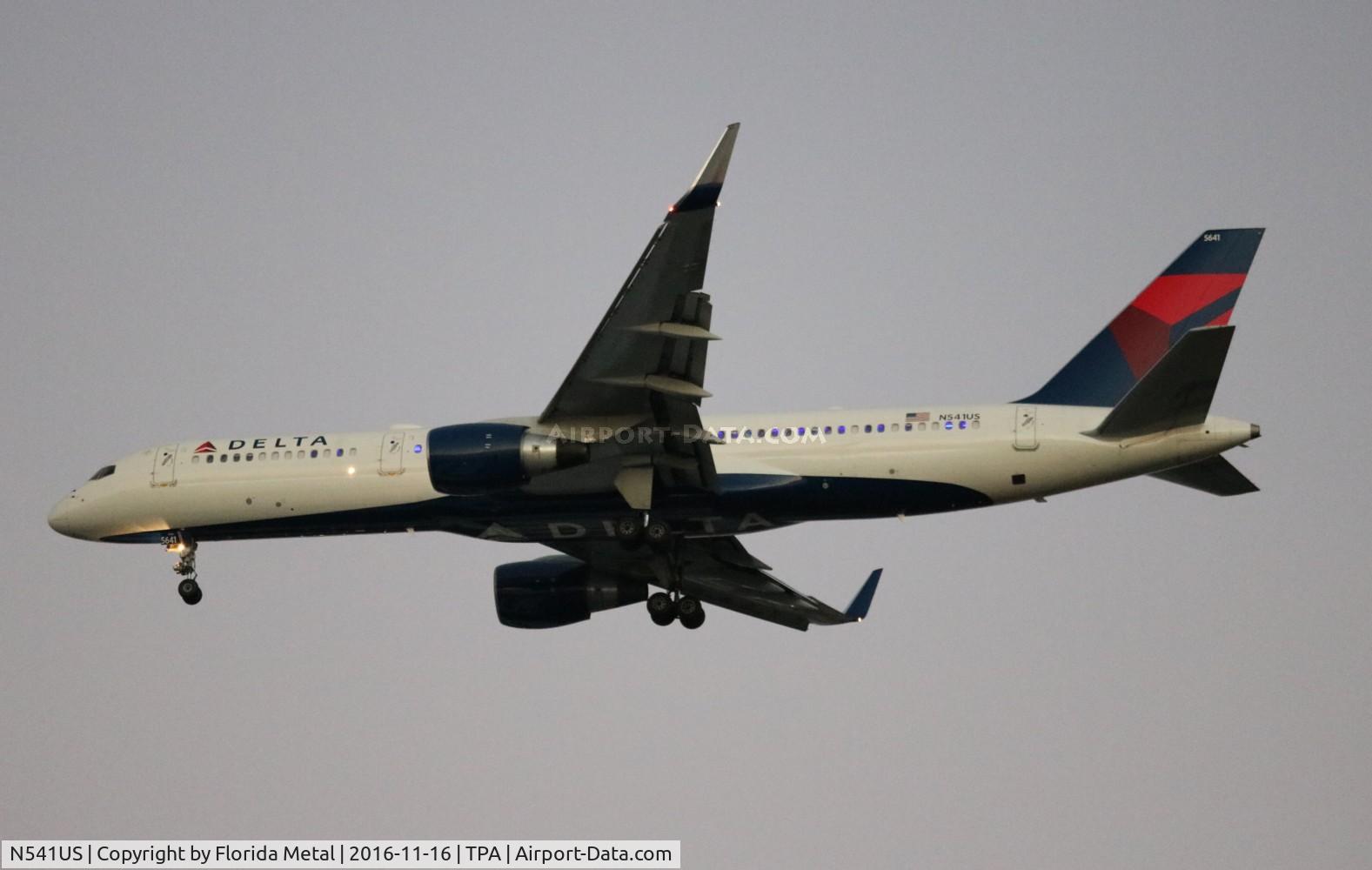 N541US, 1996 Boeing 757-251 C/N 26488, Delta