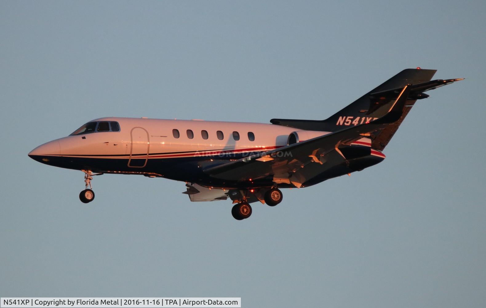 N541XP, 2001 Raytheon Hawker 800XP C/N 258541, Hawker 800XP