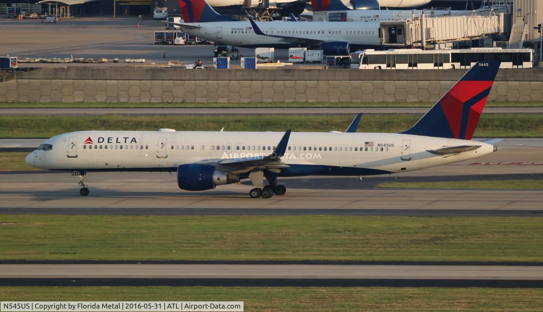N545US, 1996 Boeing 757-251 C/N 26492, Delta