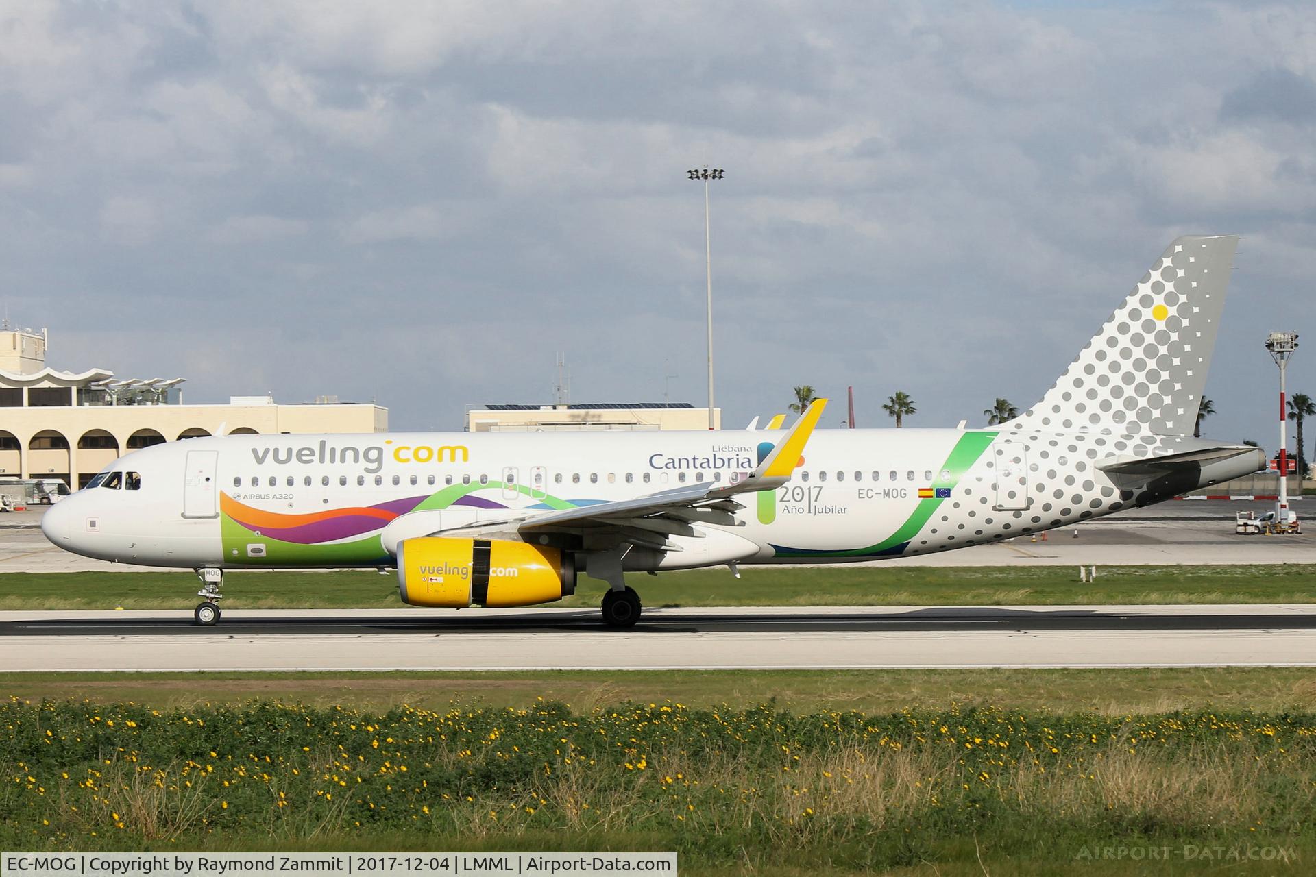 EC-MOG, 2016 Airbus A320-232 C/N 7402, A320 EC-MOG in special Vueling colours