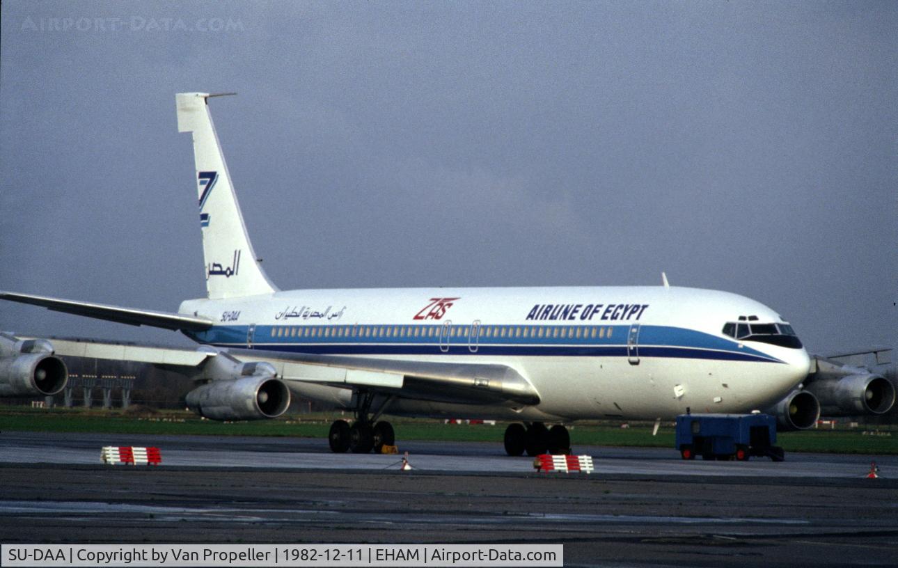 SU-DAA, 1968 Boeing 707-328C C/N 19916, ZAS Airline of Egypt Boeing 707-328C on the platform of Schiphol-Oost, the Netherlands, 1982
