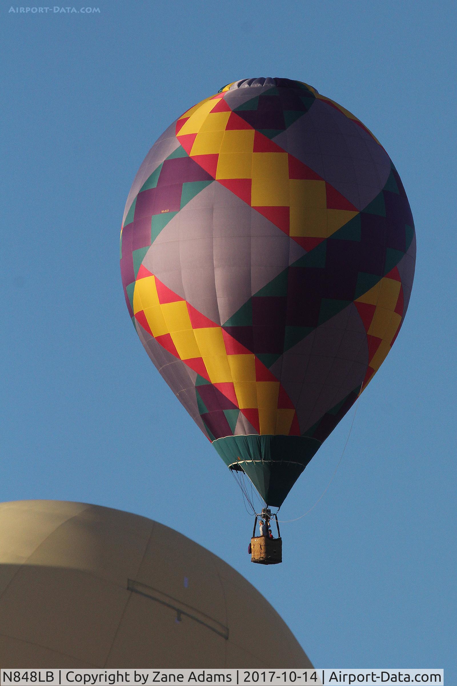 N848LB, Arbc Inc Dba Lindstrand 60X C/N 5420, At the 2017 Albuquerque Balloon Fiesta