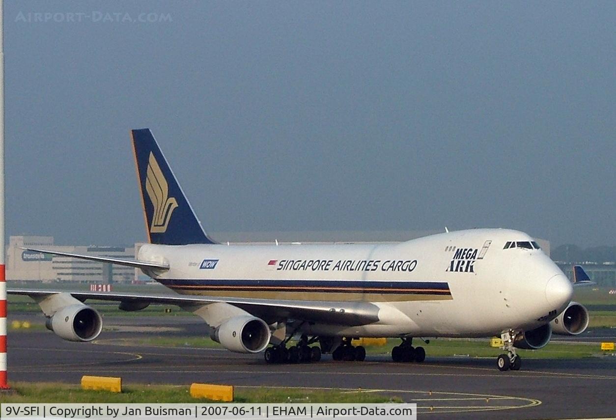 9V-SFI, 2000 Boeing 747-412F/SCD C/N 28027, Singapore Airlines Cargo