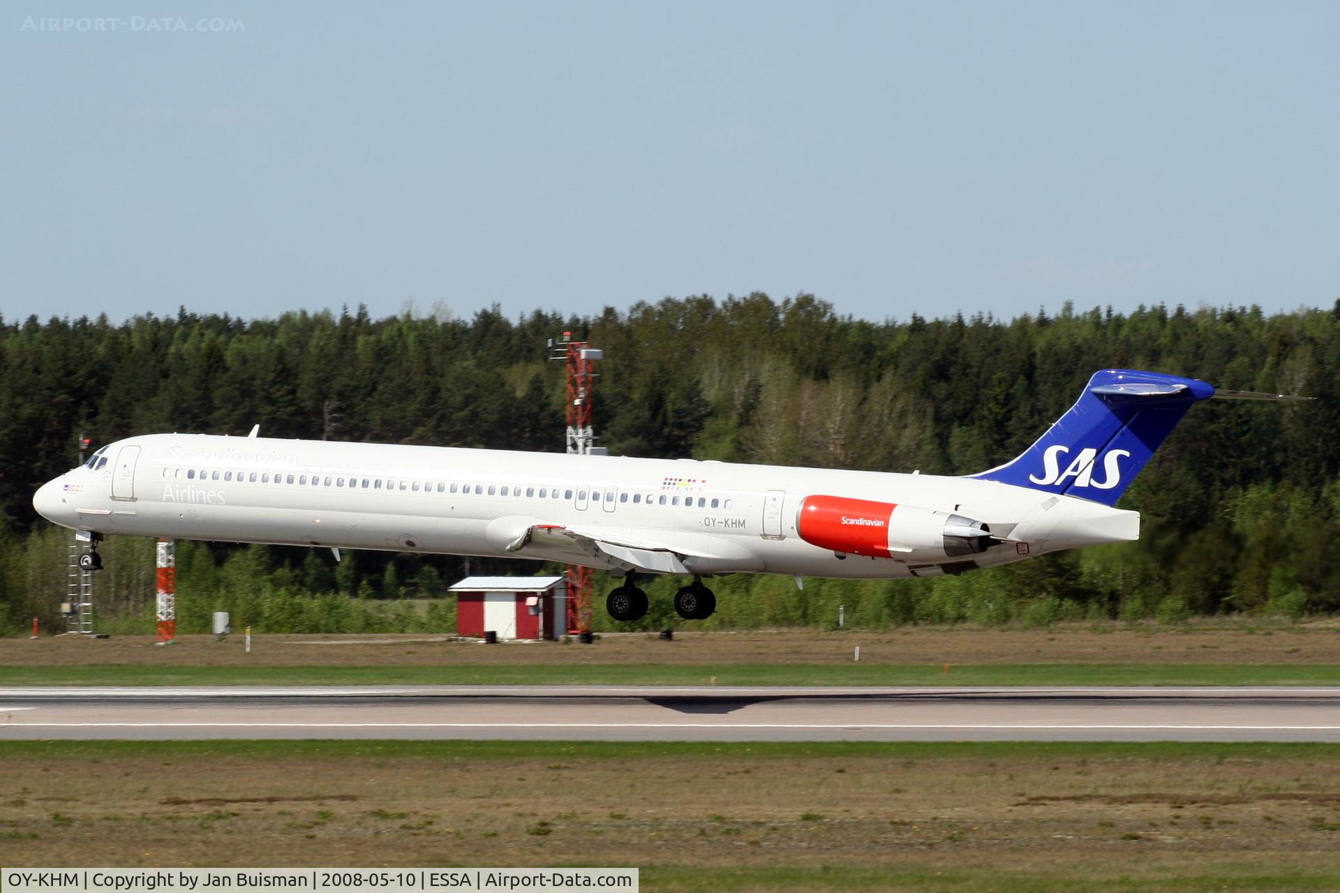 OY-KHM, 1990 McDonnell Douglas MD-82 (DC-9-82) C/N 49914, SAS