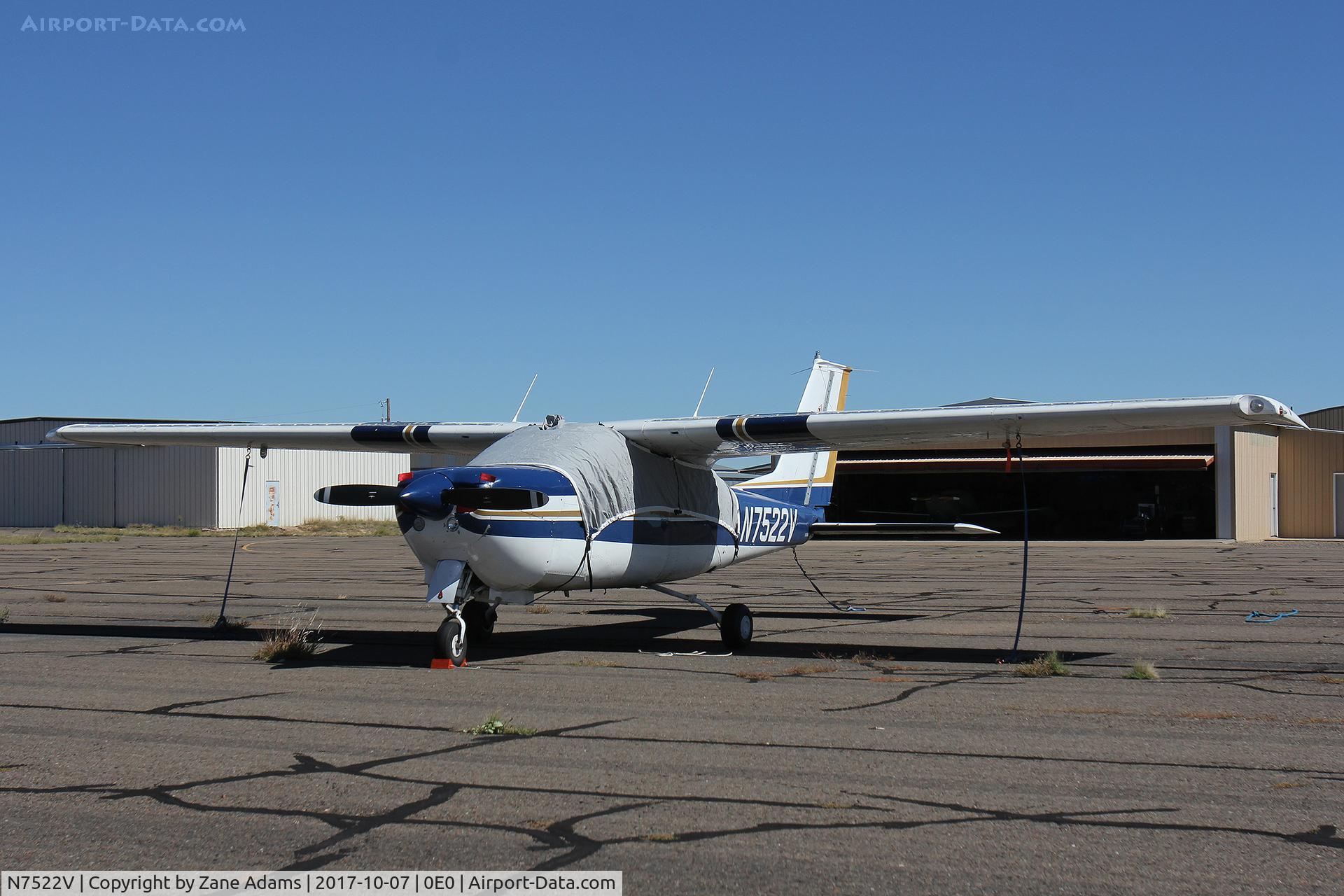 N7522V, 1975 Cessna 177RG Cardinal C/N 177RG0819, At Moriarty Airport