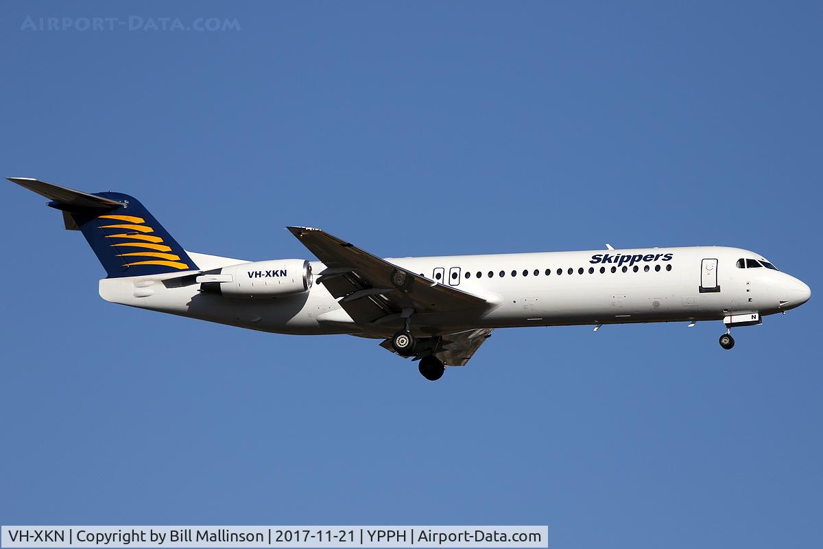 VH-XKN, 1992 Fokker 100 (F-28-0100) C/N 11420, FOR 21