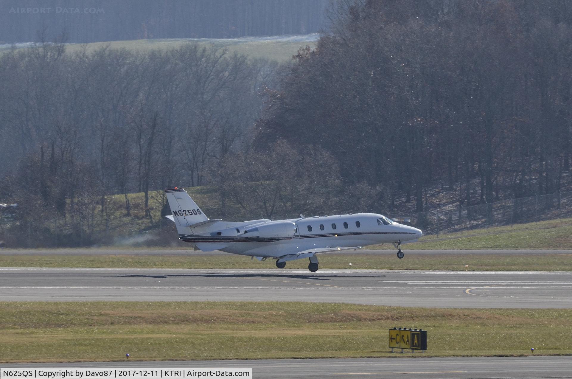 N625QS, 2003 Cessna 560XL C/N 560-5319, About to land at Tri-Cities Airport (KTRI) in Blountville, TN.