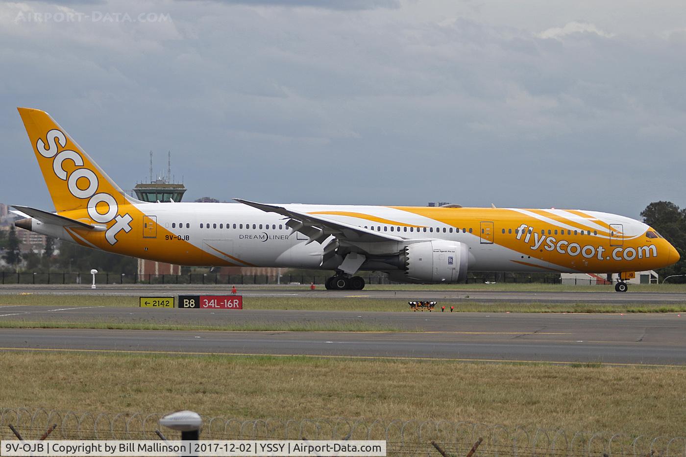 9V-OJB, 2014 Boeing 787-9 Dreamliner Dreamliner C/N 37113, TAXIING
