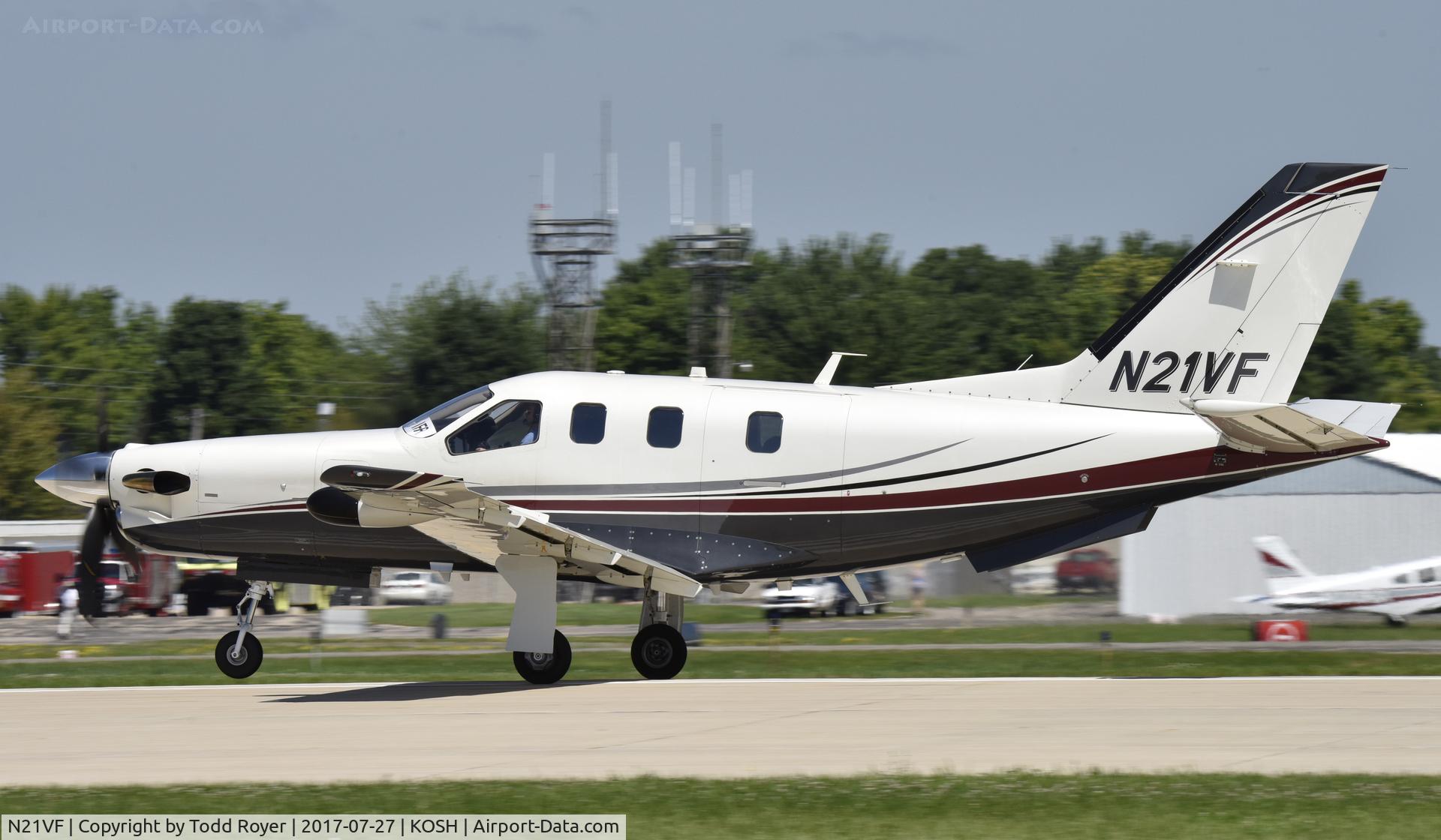 N21VF, Socata TBM-700 C/N 592, Airventure 2017