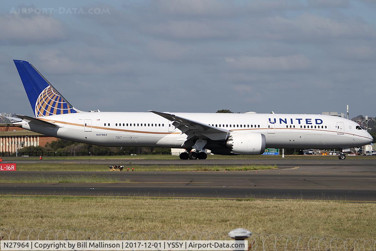 N27964, 2016 Boeing 787-9 Dreamliner C/N 37813, TAXIING