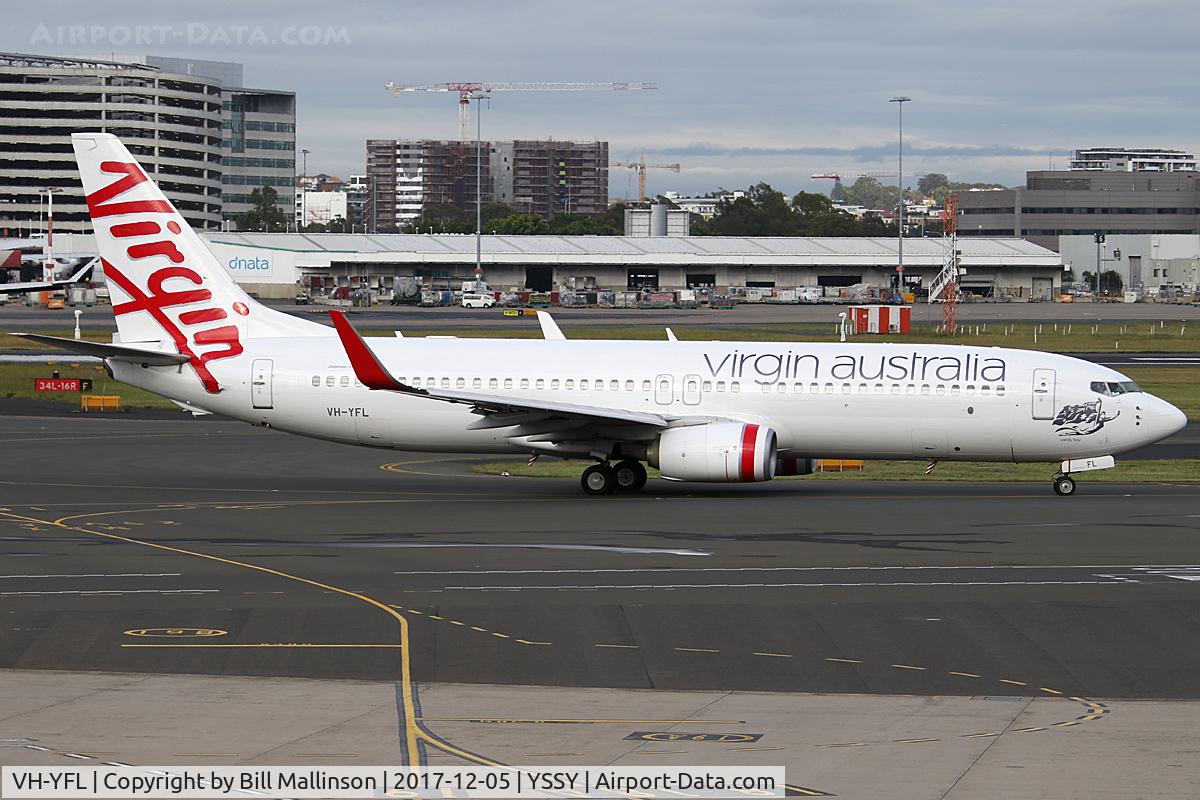 VH-YFL, 2012 Boeing 737-8FE C/N 41002, TAXI TO 16R