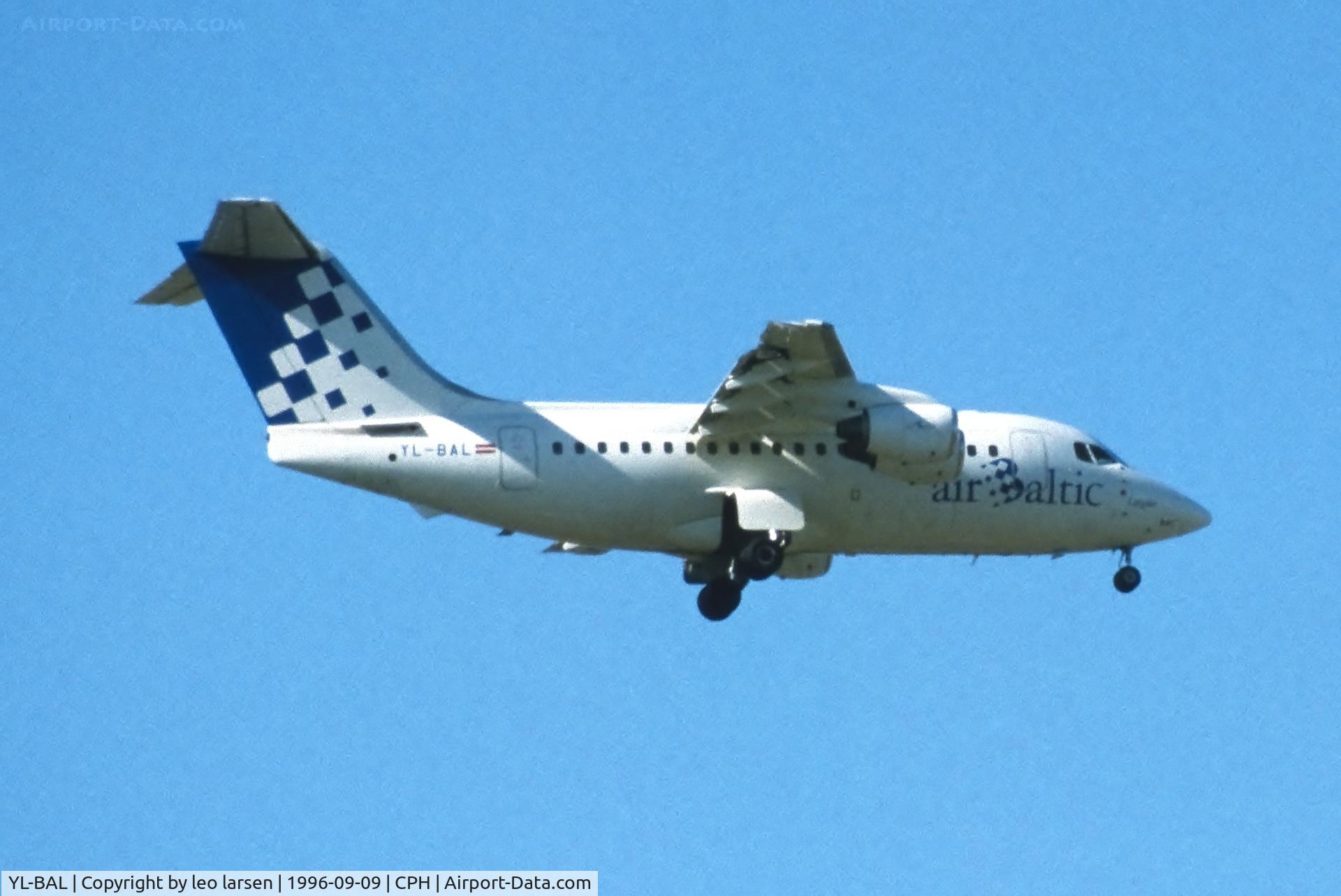 YL-BAL, 1993 British Aerospace Avro 146-RJ70 C/N E1224, Copenhagen 9.9.1996