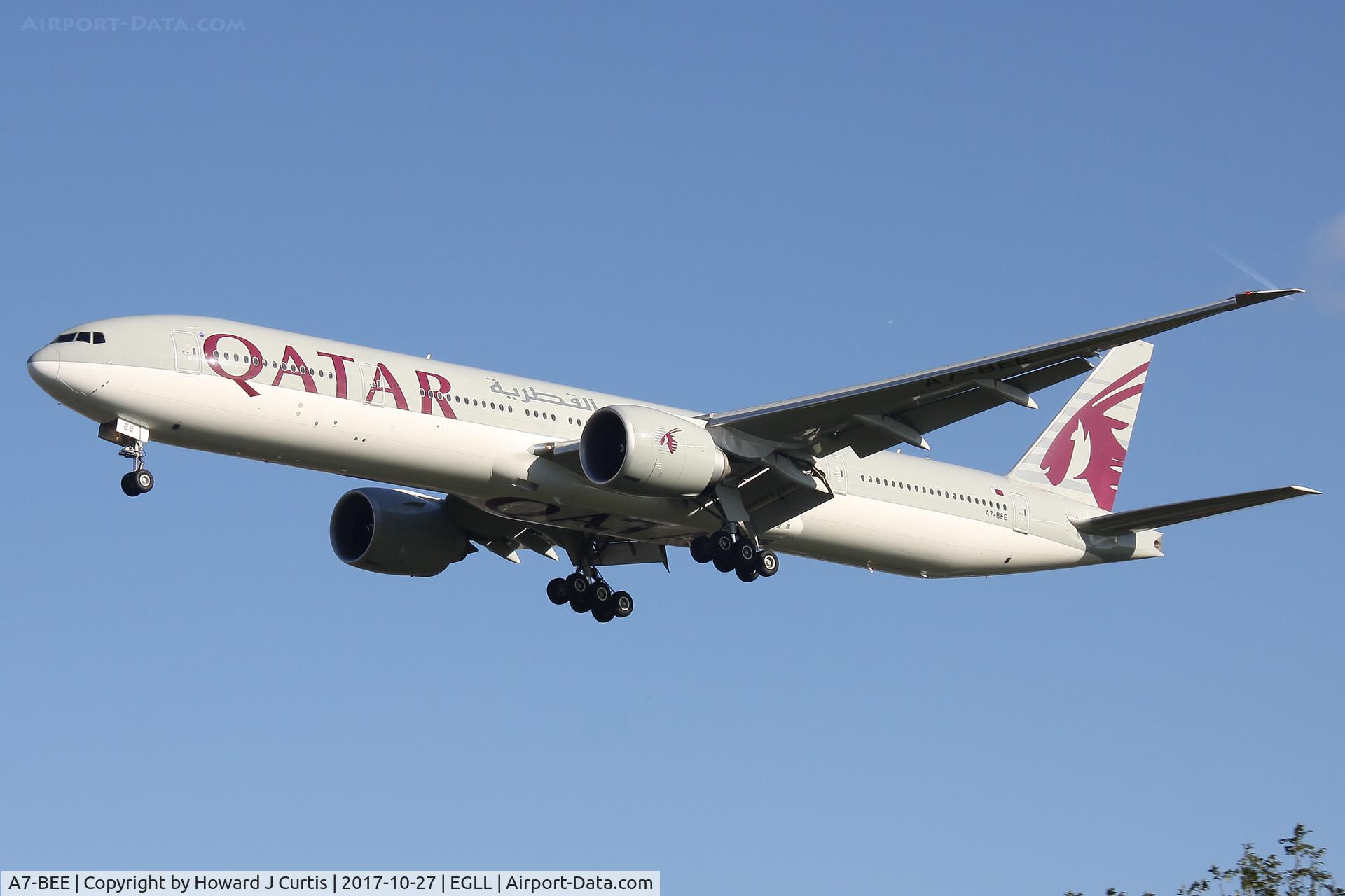 A7-BEE, 2015 Boeing 777-3DZ/ER C/N 60331, On approach