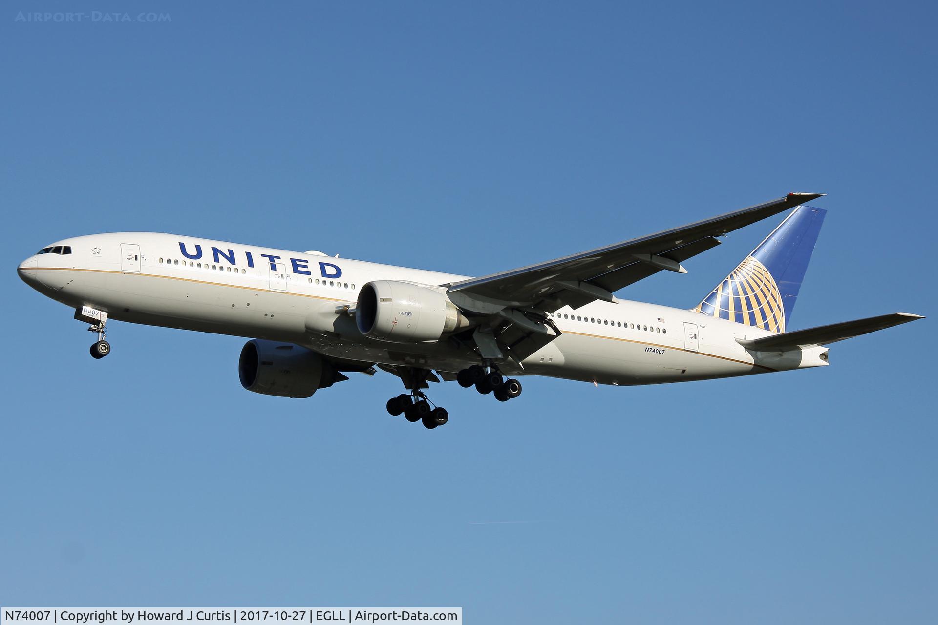 N74007, 1999 Boeing 777-224 C/N 29477, On approach