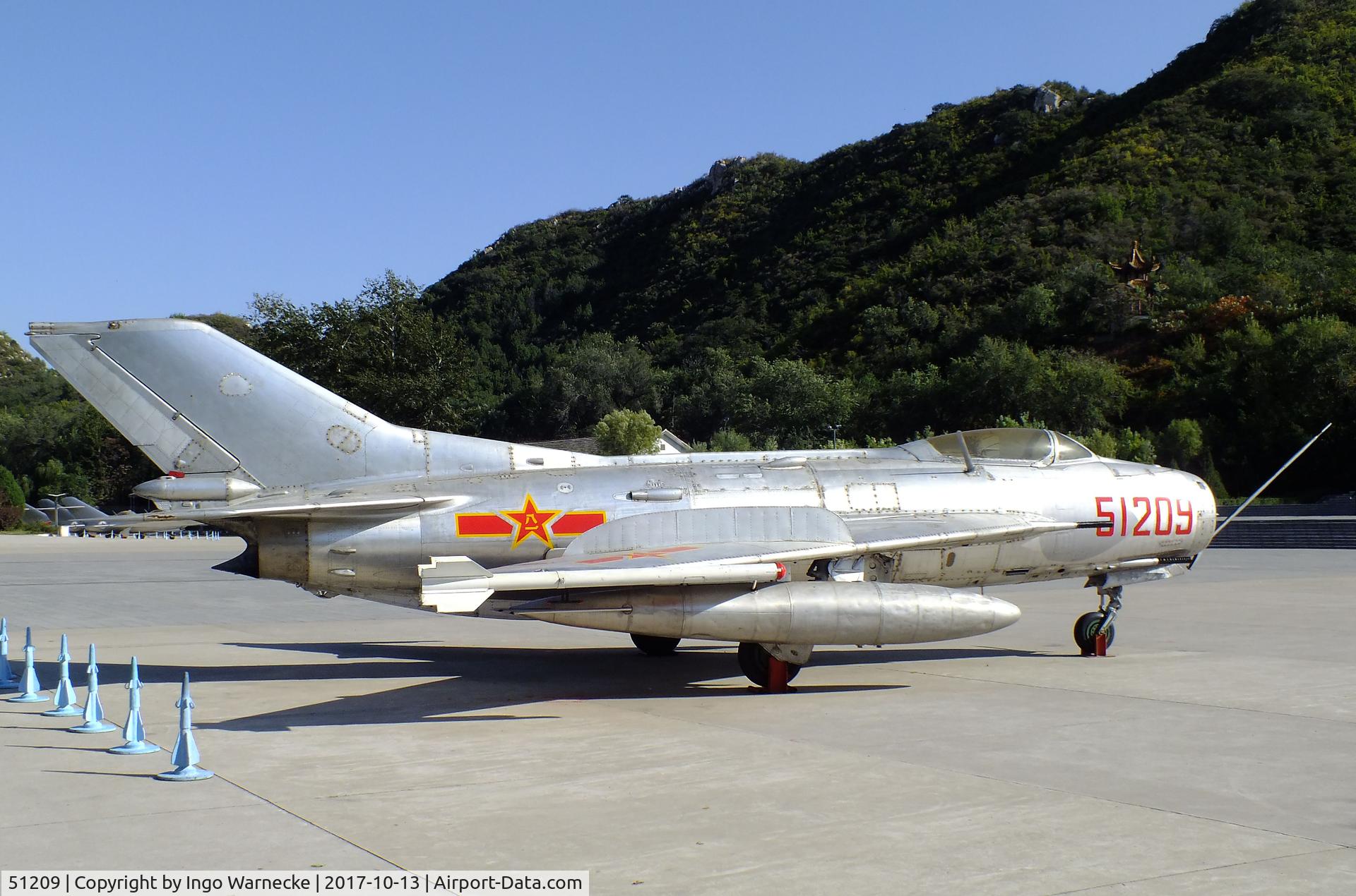 51209, Shenyang J-6 C/N 4947, Shenyang J-6 III (chinese version of the MiG-19 FARMER) at the China Aviation Museum Datangshan