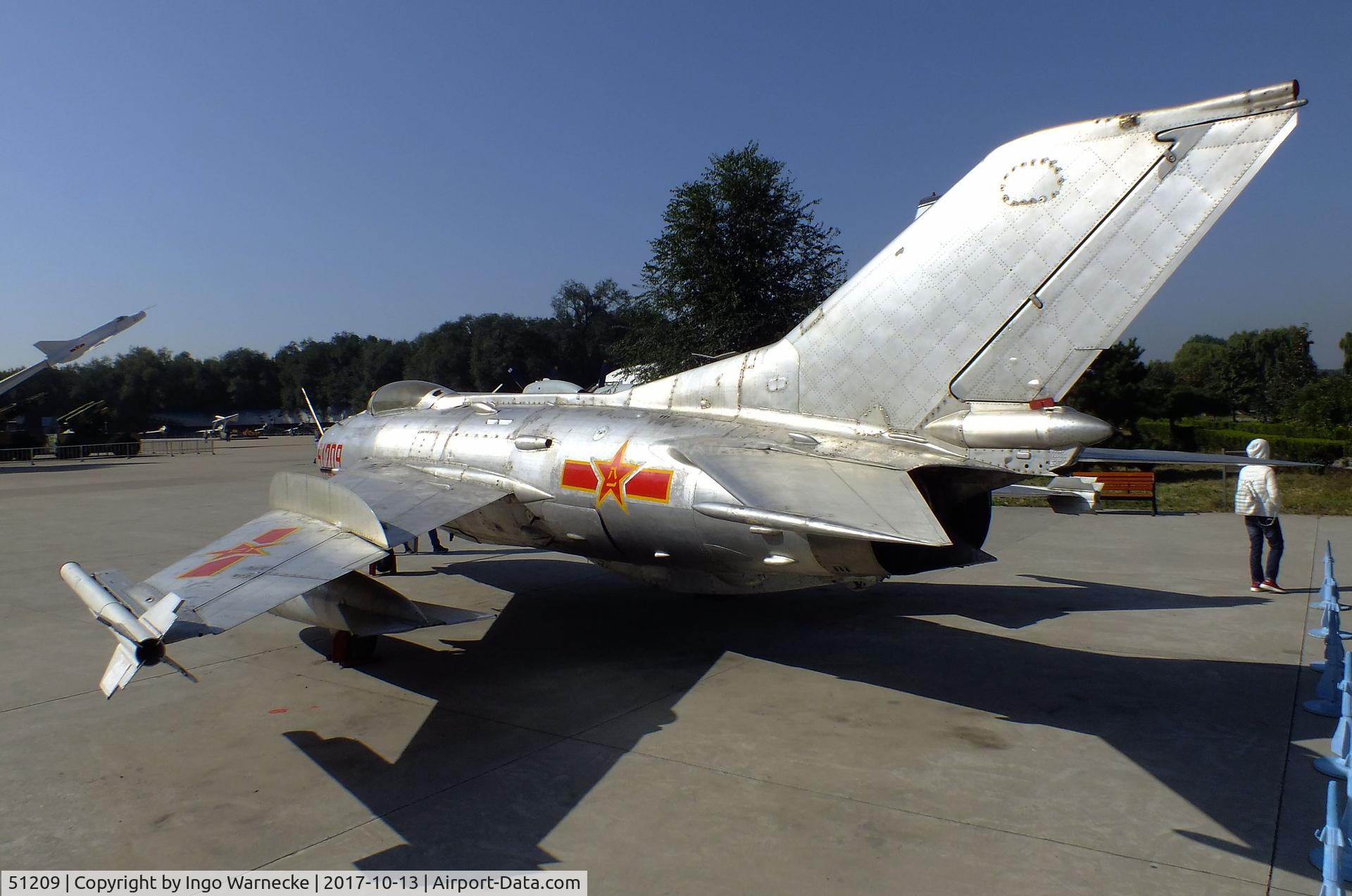 51209, Shenyang J-6 C/N 4947, Shenyang J-6 III (chinese version of the MiG-19 FARMER) at the China Aviation Museum Datangshan