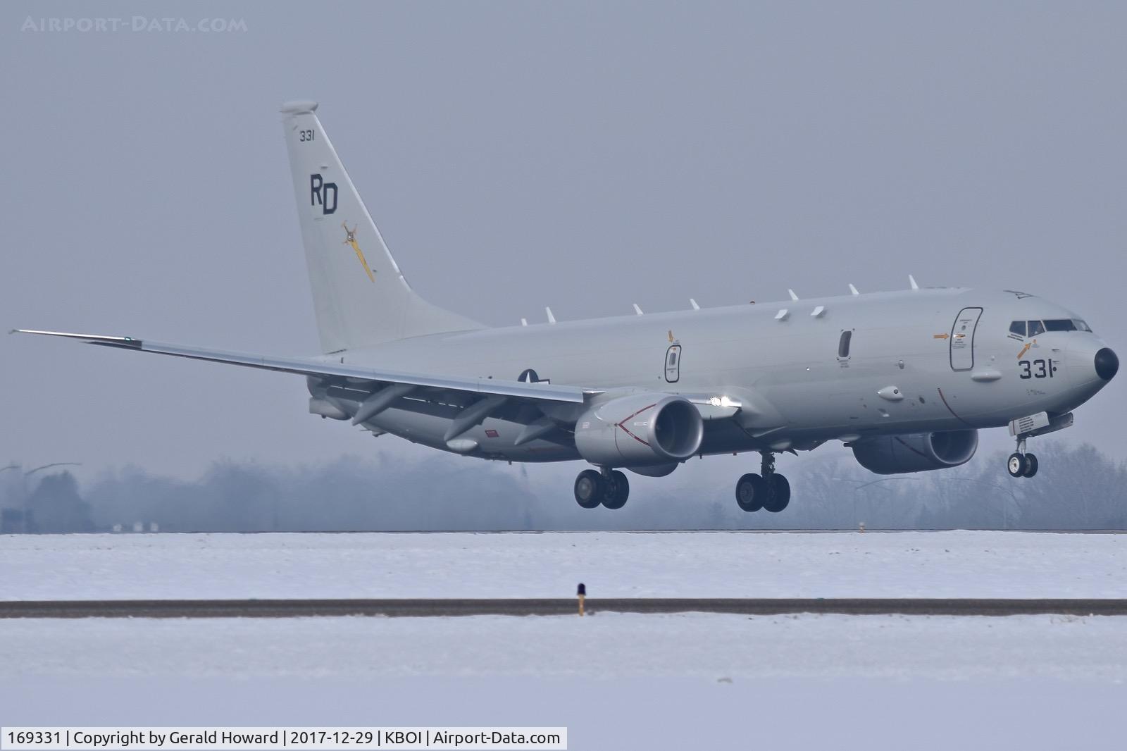 169331, 2017 Boeing P-8A Poseidon C/N 62297, Touch and go on RWY 10R.  VP-47 