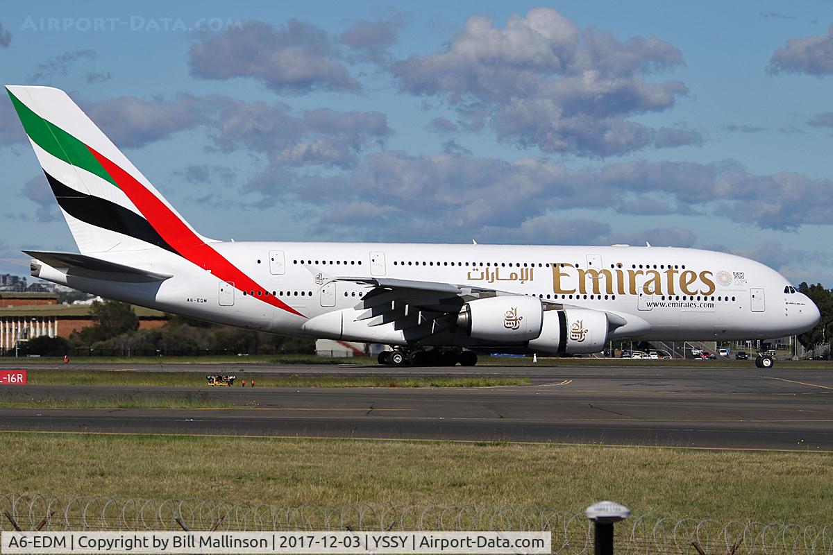 A6-EDM, 2010 Airbus A380-861 C/N 042, TAXIING