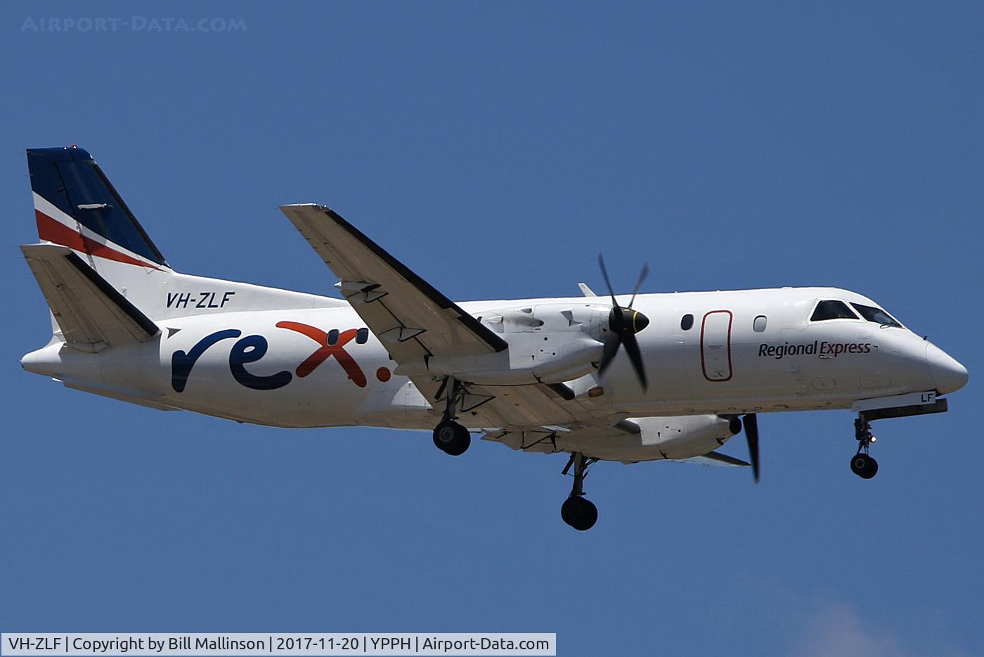 VH-ZLF, 1995 Saab 340B+ C/N 340B-374, FINALS FOR 21