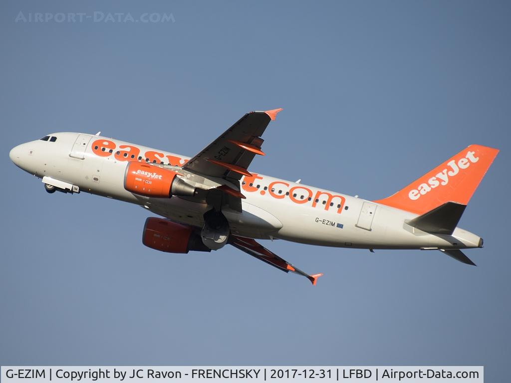 G-EZIM, 2005 Airbus A319-111 C/N 2495, U24109 take off to Lyon