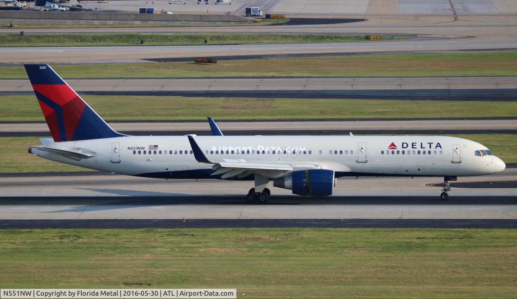 N551NW, 2001 Boeing 757-251 C/N 26498, Delta